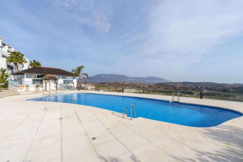 Los Cortijos - Golf & Sea - Ct 130 Malaga Exterior photo